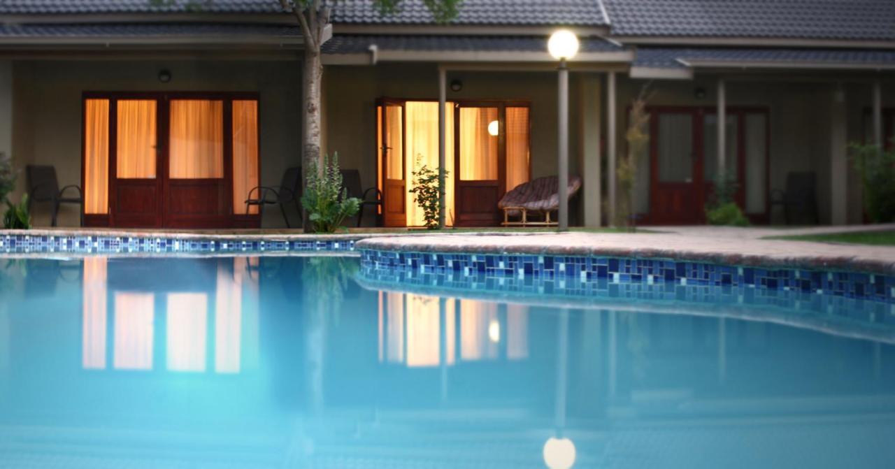 Mondior Manor Guest House Kimberley Ngoại thất bức ảnh