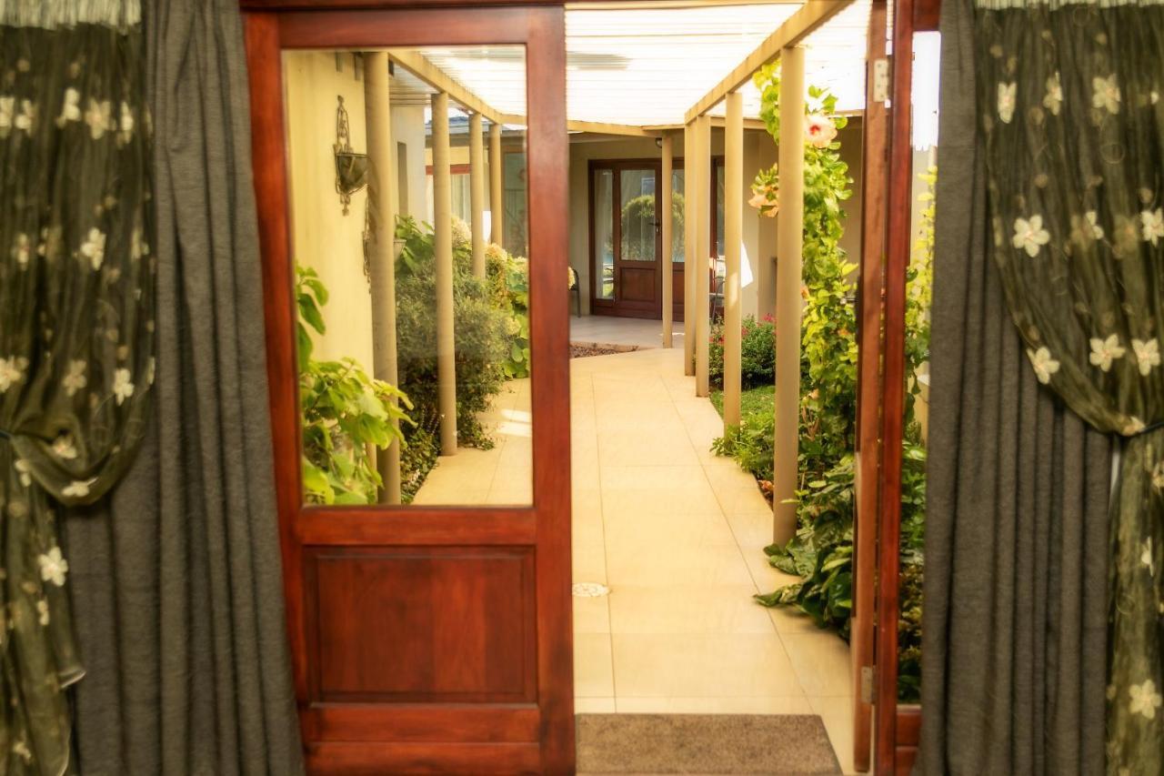 Mondior Manor Guest House Kimberley Ngoại thất bức ảnh